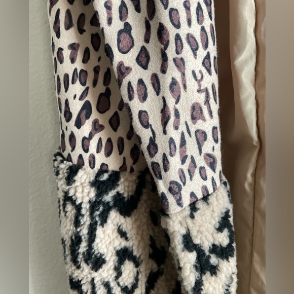 Leopard Print Long Vest XS - Picture 6 of 8